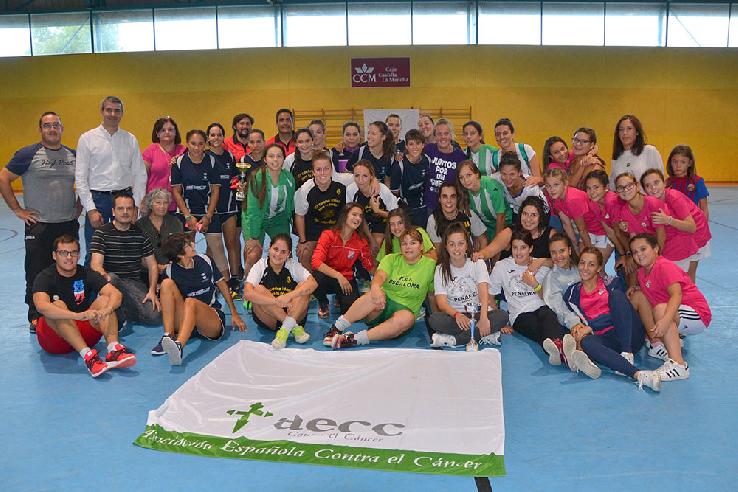 Más de 3.000€ recaudados durante la celebración del Torneo de Fútbol Sala Femenino benéfico a favor de AECC Asociación Española contra el Cáncer